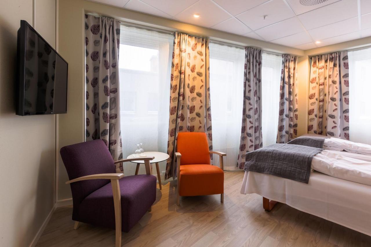Corner Hotel 3*